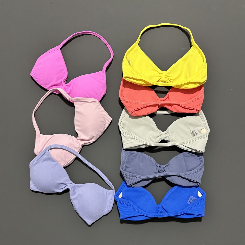 Sportbeha met bandjes Yoga-ond - Sports Bra High Impact recensie en prijs